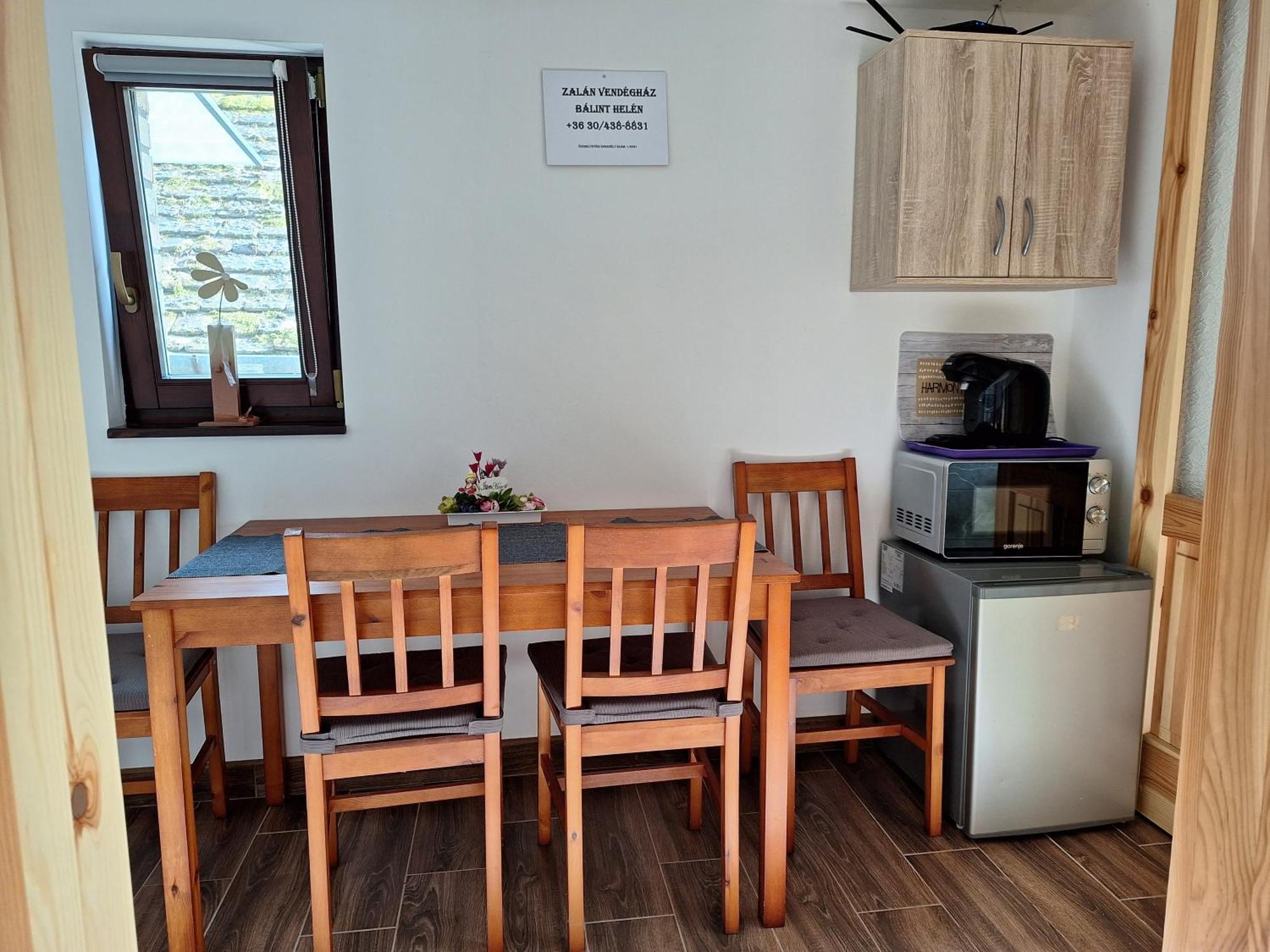Zalan Vendeghaz Otel Csaszartoltes Dış mekan fotoğraf