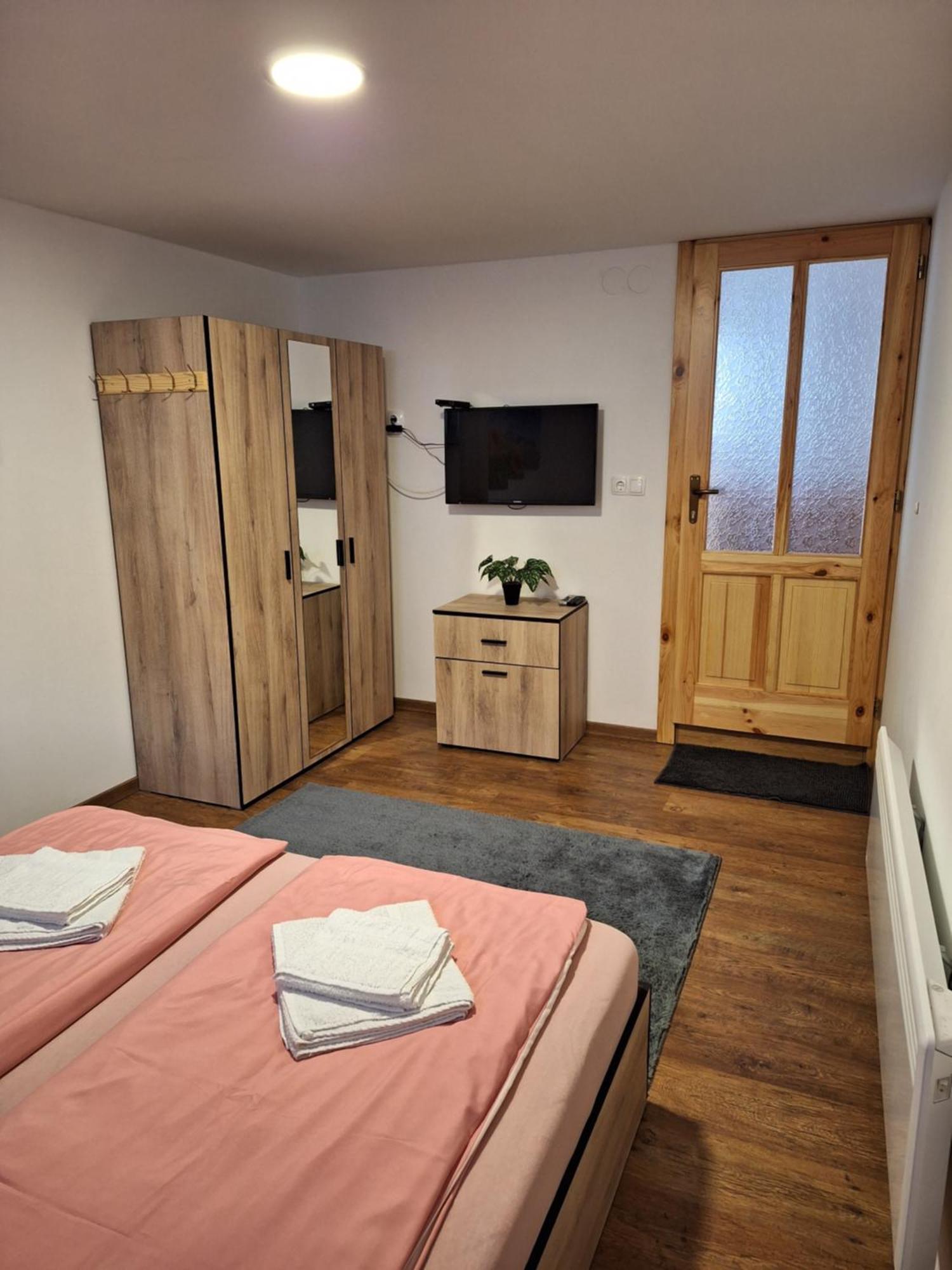 Zalan Vendeghaz Otel Csaszartoltes Dış mekan fotoğraf